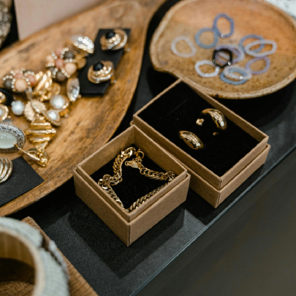 چاپ جهبه جواهرات: ارائه‌ای برجسته از هنر و تخصص